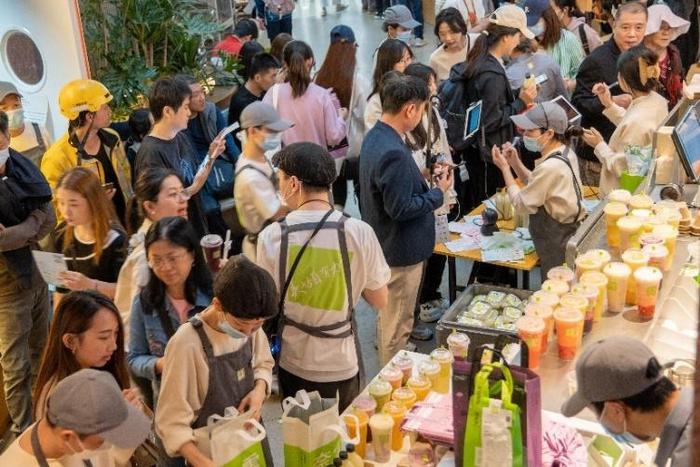 奈雪“八香茶饮”春节销售火爆 多家加盟门店假期营业额超45万