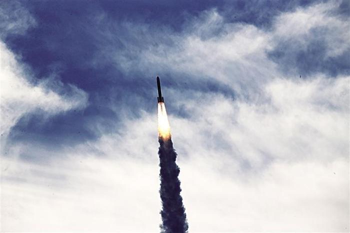 日本发射新一代主力运载火箭H3火箭试验2号