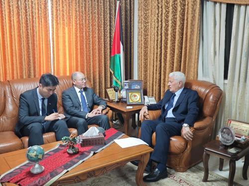 驻巴勒斯坦办事处主任曾继新会见法塔赫中国事务部长