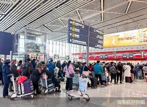 海南航空春节假期期间共运输旅客约107万人次 同比2023年增长31%