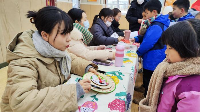 乐趣无穷，学以致用——合肥市新麓小学开展一二年级期末游园趣评活动