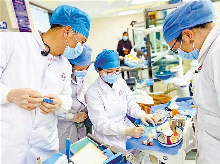 湖南援藏医疗队助力山南市藏医医院高质量发展——为百姓健康护航