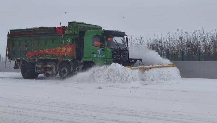 河南交通投资集团总结除雪保通经验做好春运“后半篇文章”