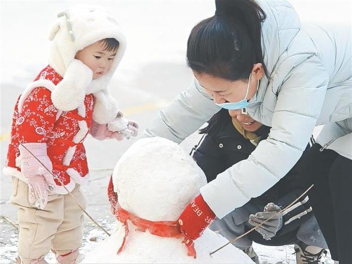 兵团春节消费市场观察:今年过年,钱都花在哪了?