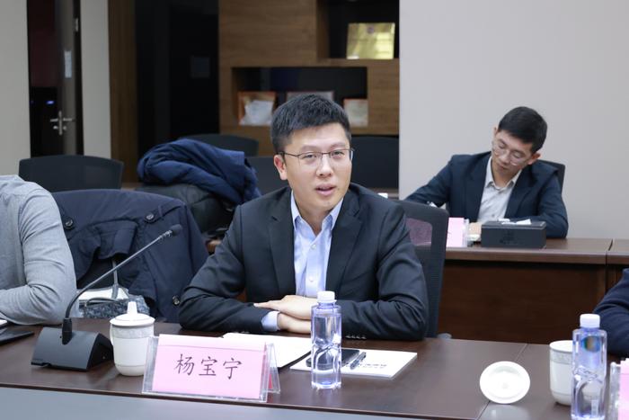 五矿期货董事长杨宝宁带队拜访上海钢联并签署合作备忘录