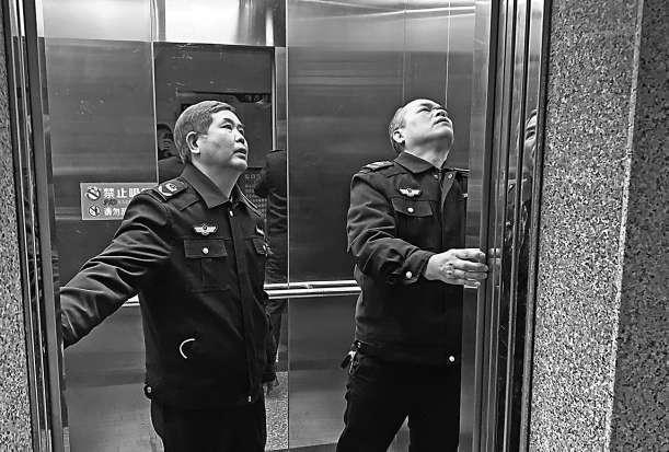 广西合浦：创新电梯管理模式 守护业主回家路