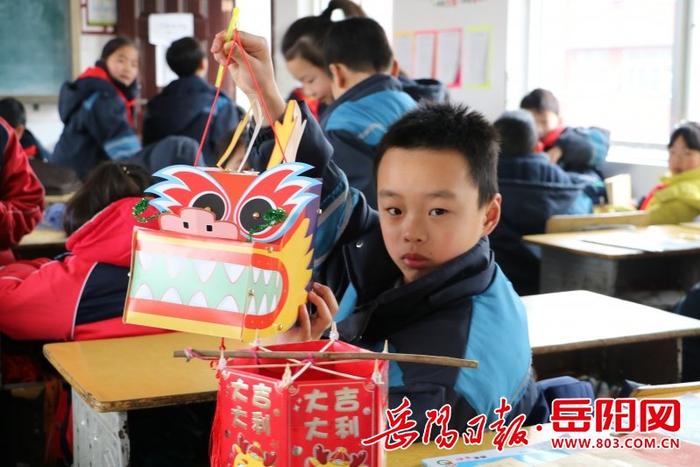 华容县城关中心小学：“心”力量  “欣”成长