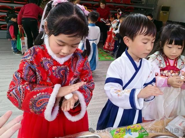 开学第一天，一起“寻年味”！青浦区淀山湖幼儿园开展新春主题活动