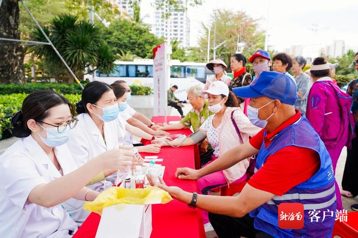 弘扬雷锋精神 三亚天涯区开展学雷锋日主题活动