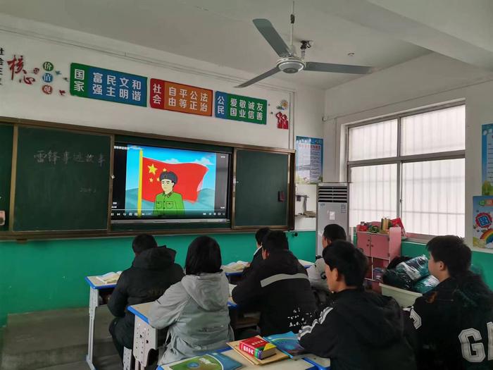 学雷锋精神，树校园新——内乡县特殊教育学校“学雷锋•文明实践我行动主题活动启动仪式 ”