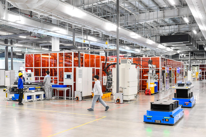 动力电池生产设备厂 w700d1q75cms.jpg?by=cms_fixed_width