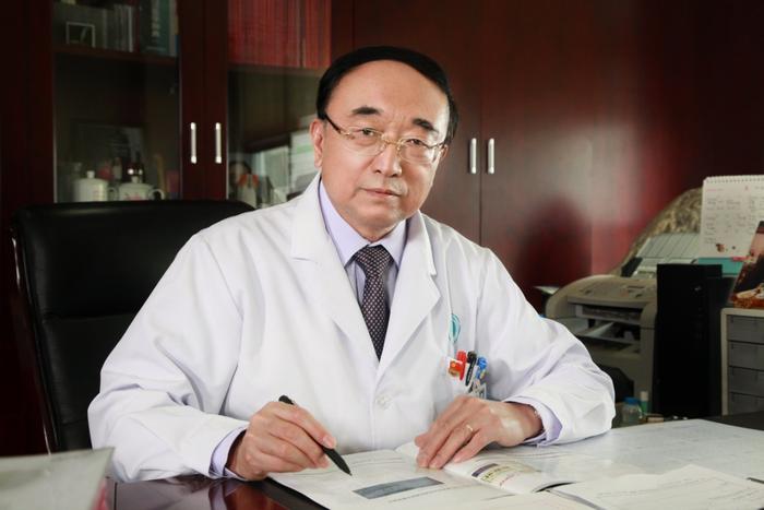 中国工程院院士于金明：儿童肿瘤不是缩小版的成人肿瘤，现有临床研究还远远不够 ｜ 对话科学家