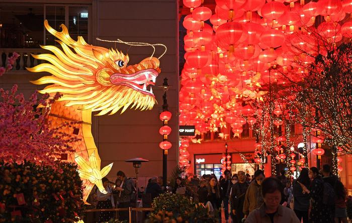 专访全国人大代表、香港希玛眼科集团董事长林顺潮：建议为非香港居民签发来港就医签注，调升访港免税购物额至10万元