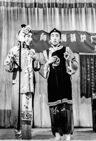 痛心！93岁表演艺术家在上海去世，一生与众多著名演员合作过