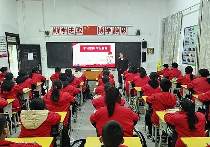 “文明实践学雷锋 赓续薪火启新程”——安庆市开发区实验学校开展学雷锋系列活动