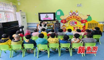 衡阳市船山英文幼儿园积极开展“学雷锋”实践活动