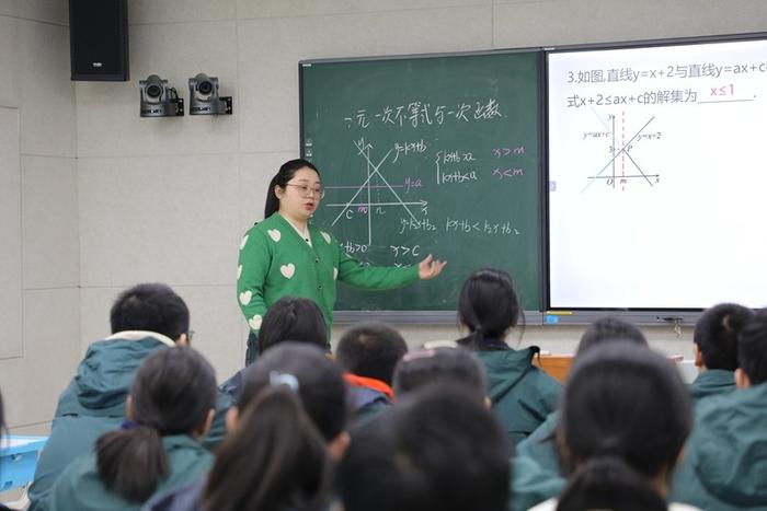 青春竞芳促提升 璞玉臻美绽芳华 郑州市第一〇六初级中学开展青年教师练功比武活动