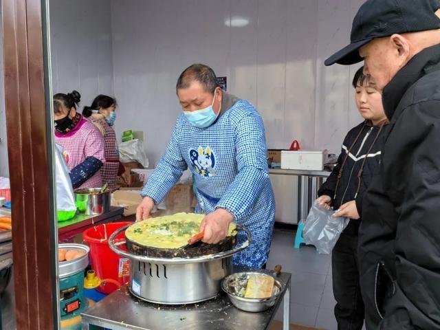 金山这里新增生鲜超市、早餐店、快递驿站……住在附近的居民生活更便利！