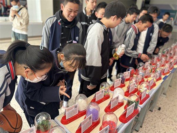 让青春与“法”同行 昆明市五华区沙沟社区开展法治宣传进校园活动