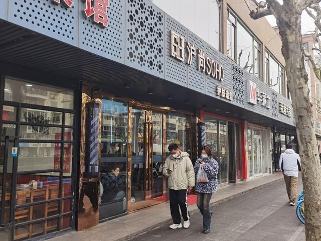 315维权│商家频繁换店名，不充钱不让消费！“新店不认旧账”成圈钱套路？