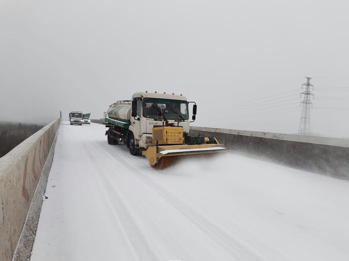 河南省地方标准《高速公路除雪融冰作业规程》正式批复立项