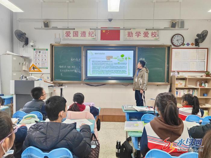 ​港中德育丨“植此青绿”烟台港城中学植树节主题实践活动