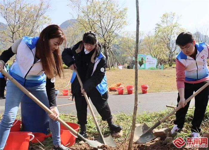 【福岸】台青吴子瑄：只身一人闯福建 追寻“中华传统服饰梦”