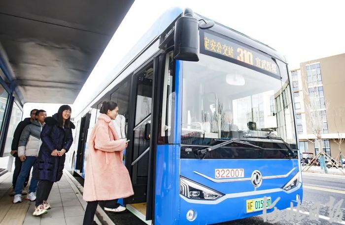 从对标北京到全国领先！在雄安坐公交是什么样的体验？