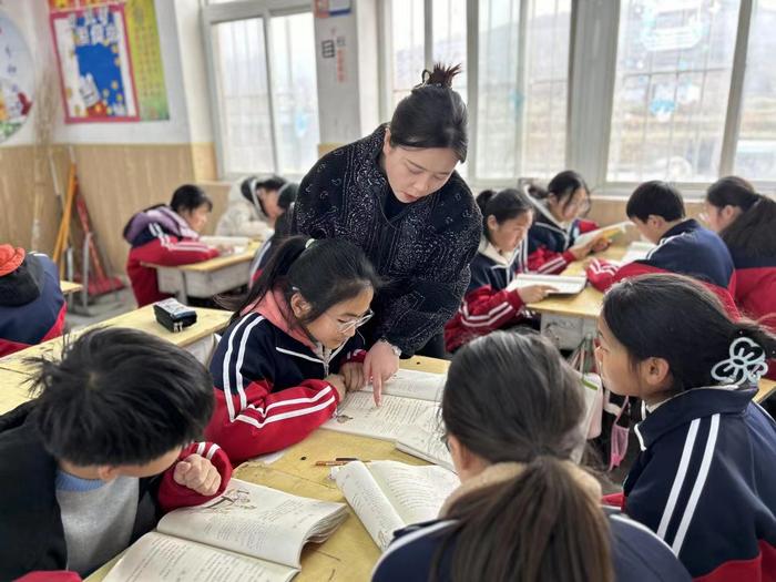 课堂擂台赛 校园武林风 ——南召县马市坪乡西大庄小学教育集团教师课堂教学大比武拉开序幕