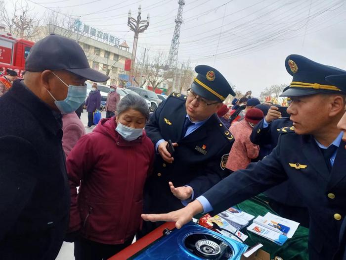 新疆博湖县多部门开展“3·15”国际消费者权益日系列宣传