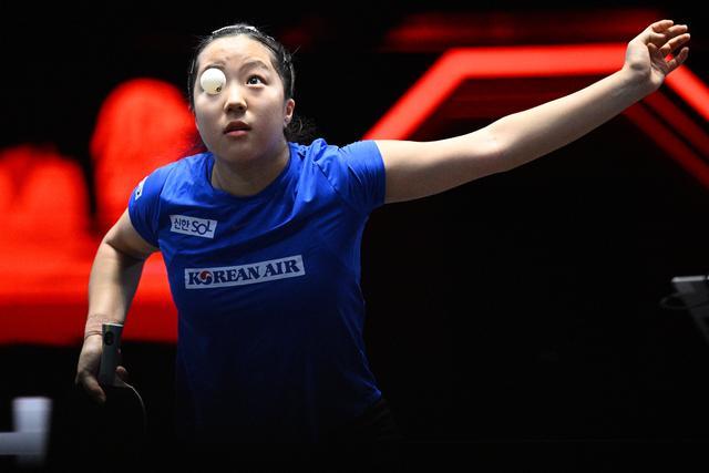乒乓球——WTT新加坡大满贯：陈梦晋级女单半决赛