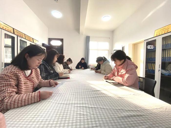 灞桥区席王中心学校开展幼儿教师课堂教学创新大赛