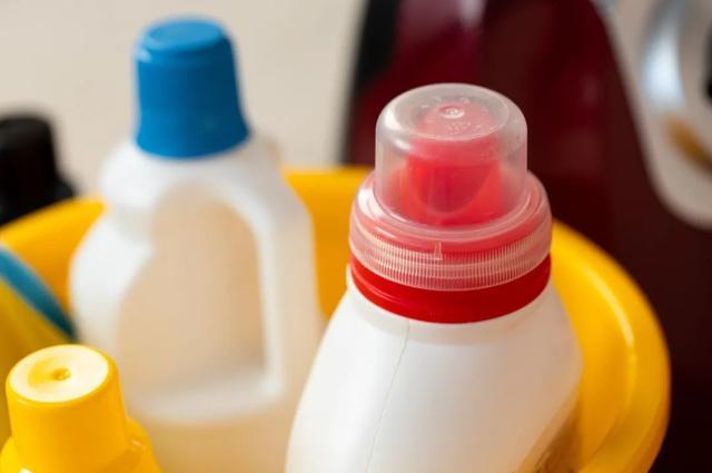 为什么塑料瓶不能重复用？不同塑料制品都能装什么？