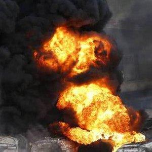 伊拉克武装组织袭击以空军基地