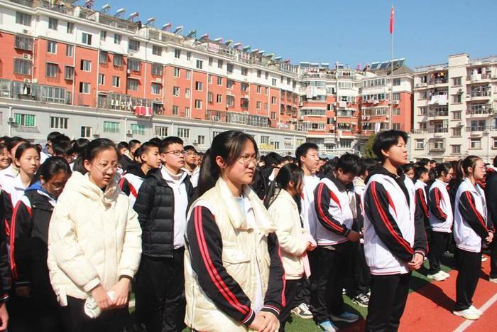 宁国市第一初级中学开展春季防火消防演练暨消防知识培训专题实操活动