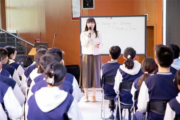 2024新高考英语备考会暨读后续写专题研讨会在郑州11中召开