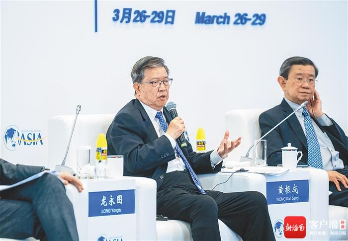 原外经贸部副部长龙永图：海南有条件成为中国企业投资东盟的总部基地