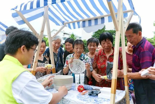 有一种人情味、烟火味叫胡桥新街