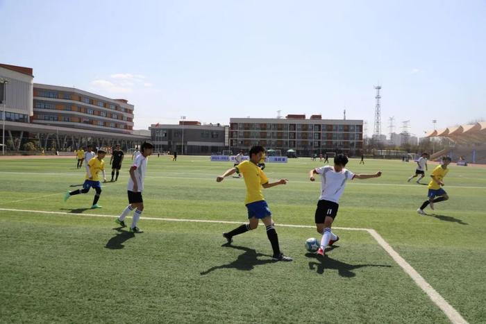 热烈祝贺西安思源中学男子足球队挺进灞桥区校园足球三级联赛决赛