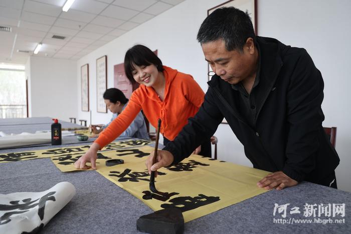 固安县总工会打造文化新阵地