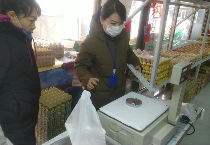 新疆昌吉州检验检测中心开展集贸市场计量器具专项检定