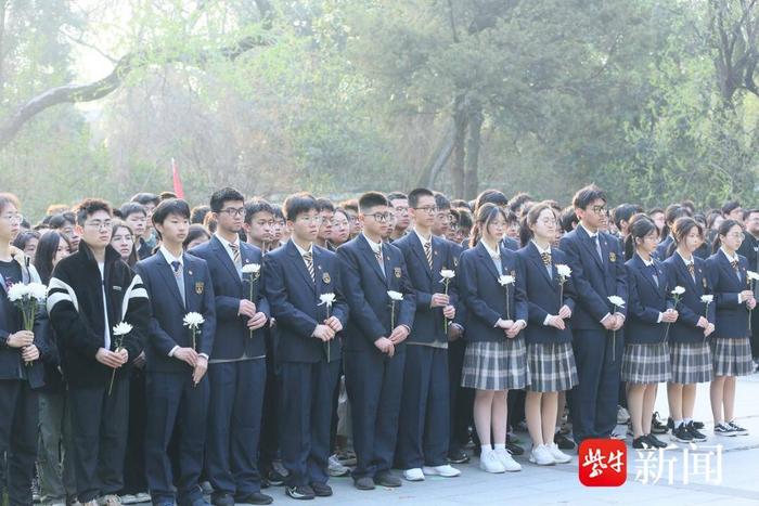 大中小学生师生代表齐聚南大，上了一堂特殊的思政课