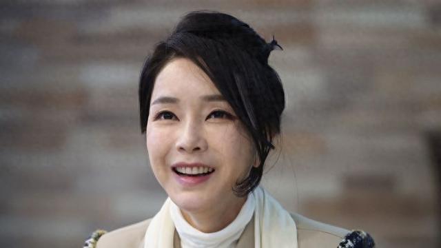 “消失的她”：“失踪”近4个月，韩国“第一夫人”被策略性“雪藏”？