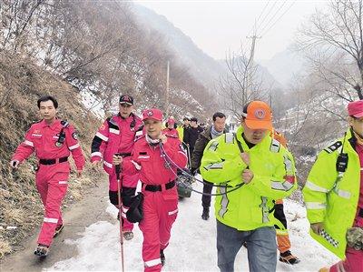 “一日一山”徒步攻略引热议 徒步旅游攻略真的靠谱吗？