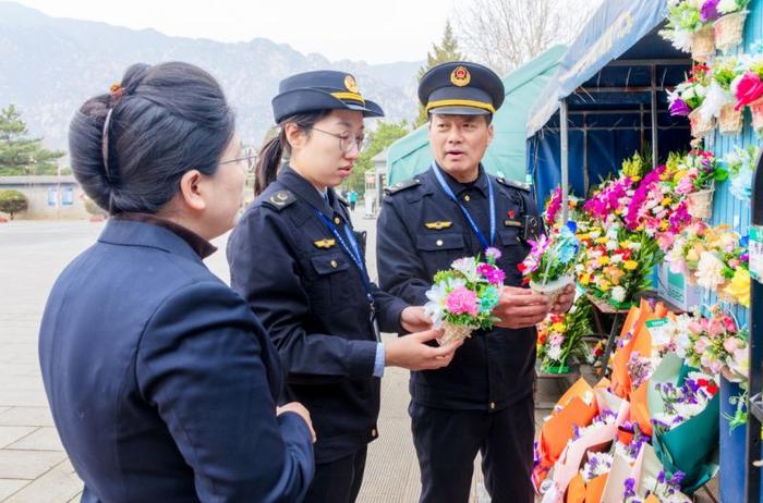 北京清明节前开展专项执法检查，规范殡葬服务收费行为
