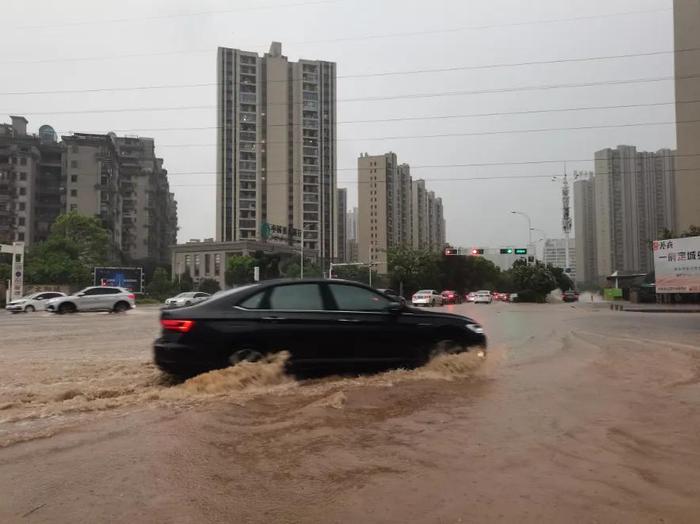 今日入汛！公交车停运、曲江区积水点…全市雨情最新情况→