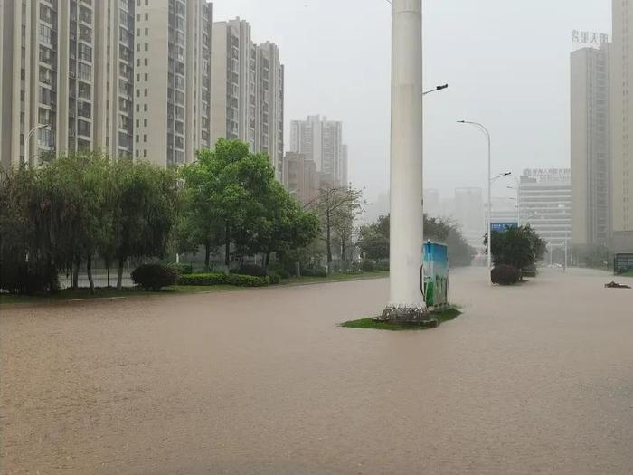 今日入汛！公交车停运、曲江区积水点…全市雨情最新情况→