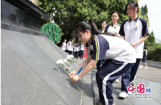 又是一年清明时 成都蒲江各学校、幼儿园开展清明缅怀先烈活动