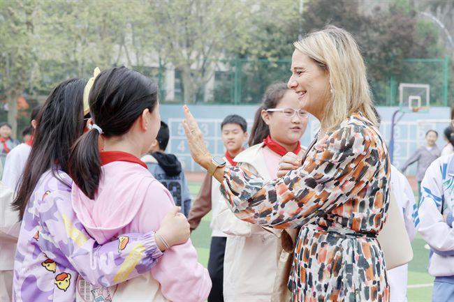 跨洋来访　倾心交流 ——新西兰古弗海湾学校代表到西安锦园学校交流访问