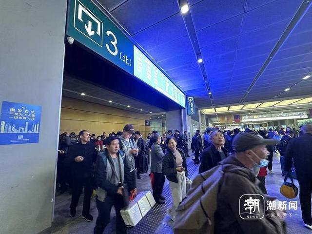 杭州南站昨晚出站为何大面积拥堵，后续如何避免？旅客们都提到这一点